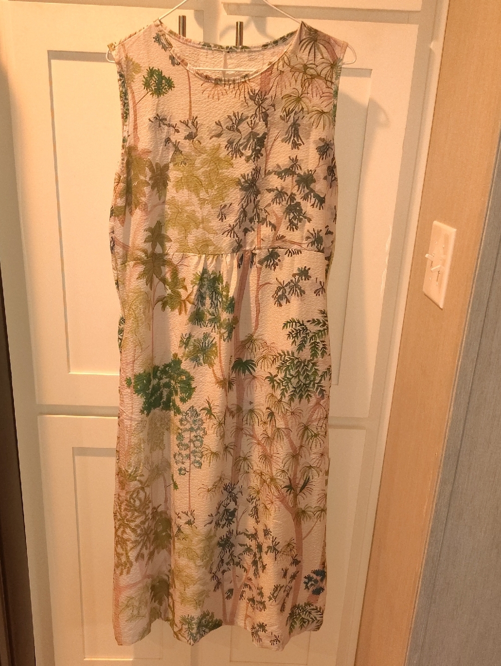 Source Unknown Beige Floral Midi Dress with Green and Gold Print